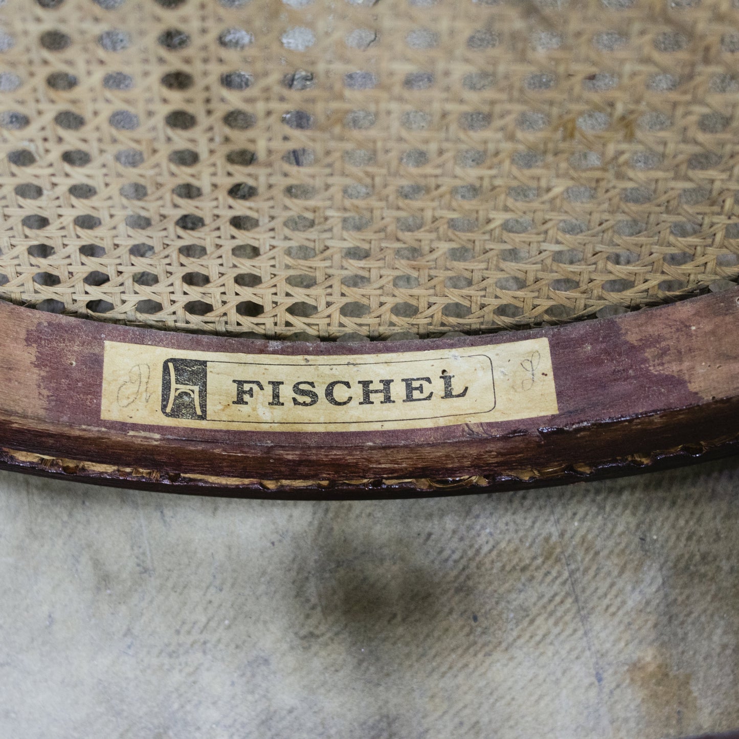 Fauteuil Fischel avec cannage œil-de-perdrix
