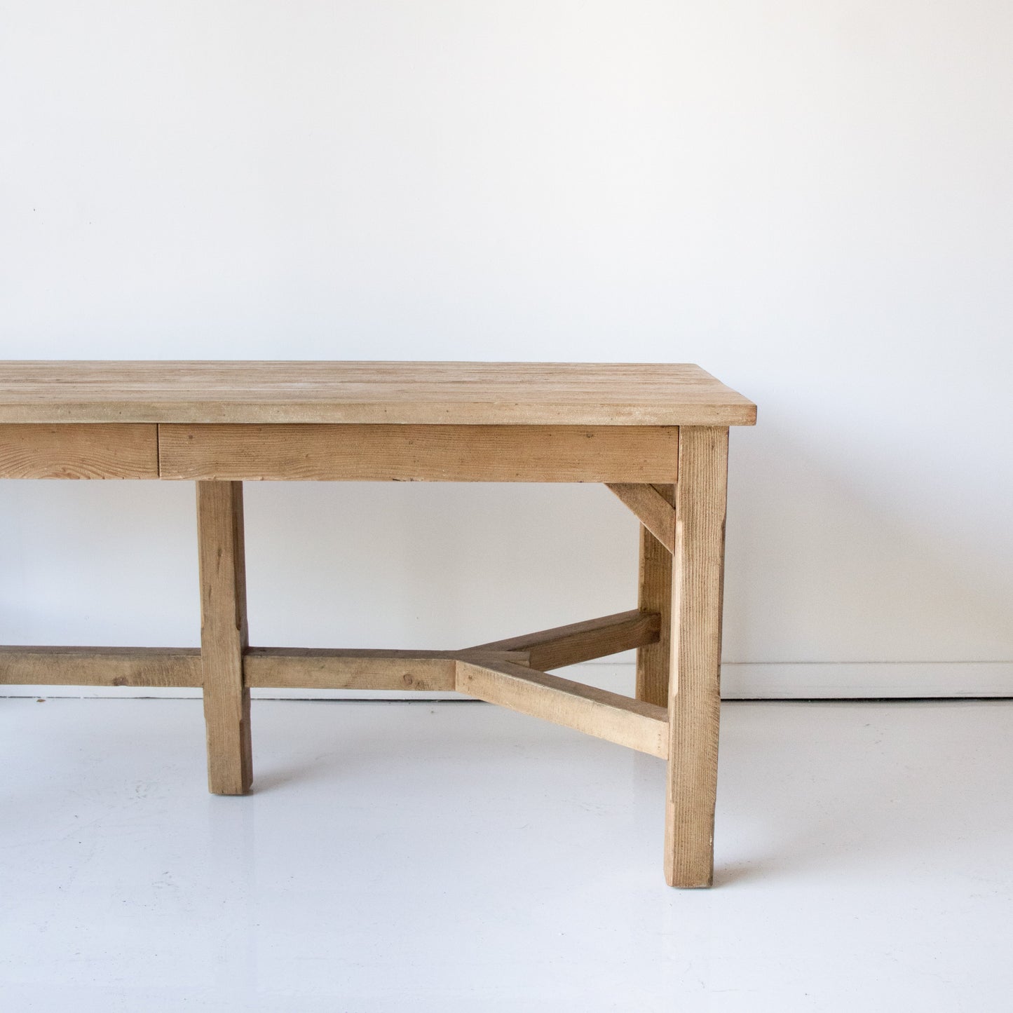 Table de travail en bois récupéré de style ferme | Échantillon de sol
