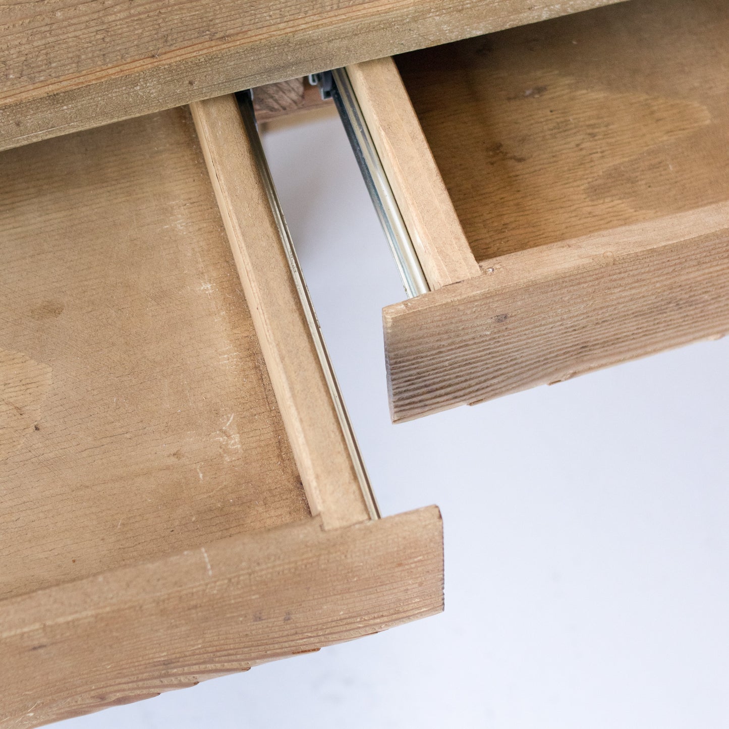 Table de travail en bois récupéré de style ferme | Échantillon de sol