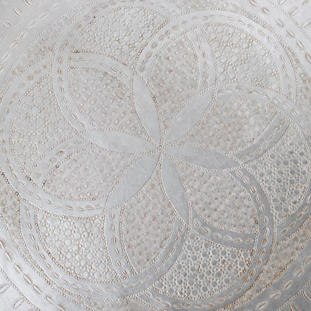 Plateau marocain vintage en aluminium