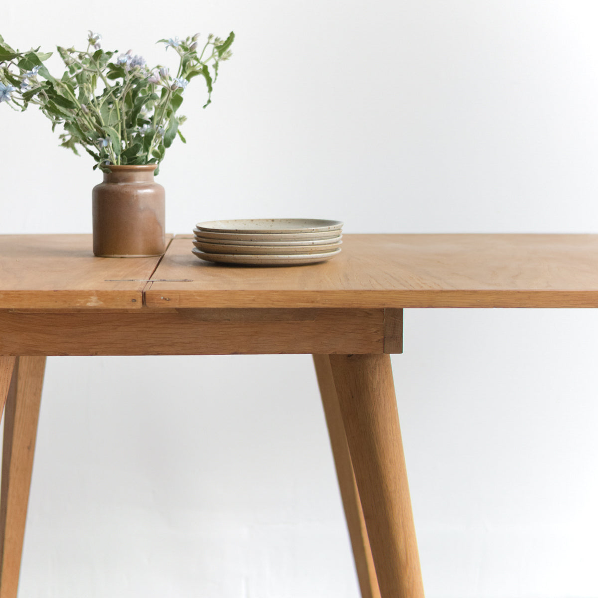 Table à manger extensible du milieu du siècle