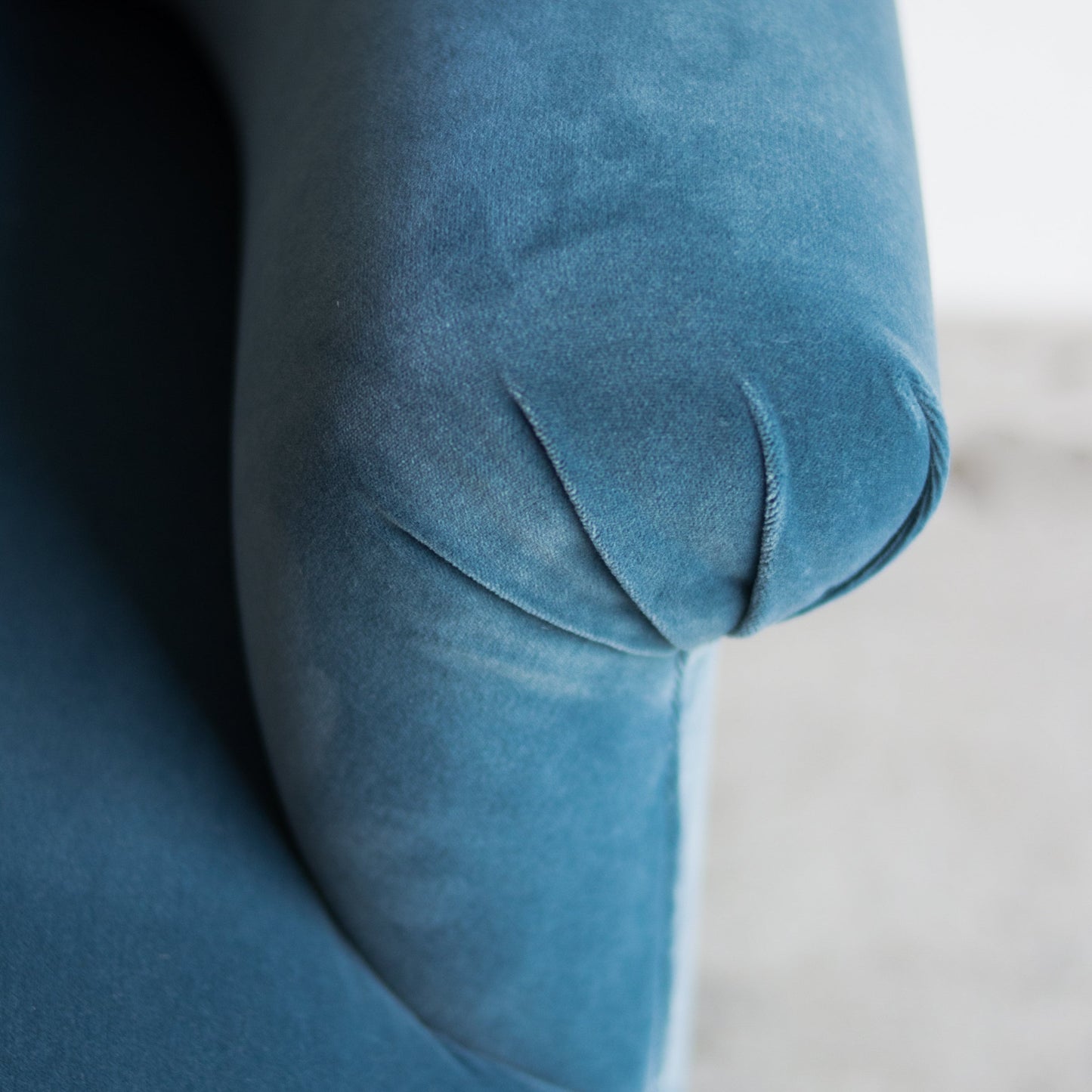 Fauteuil Bellecour | Velours Émile Bleu Mer