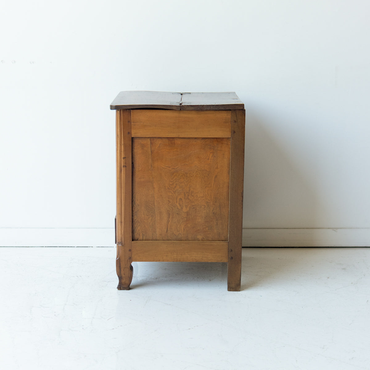 Garde-pain antique