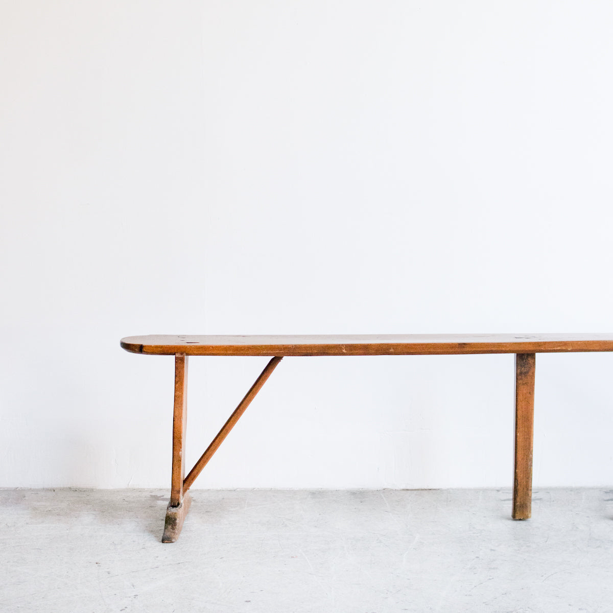 Banc antique en noyer