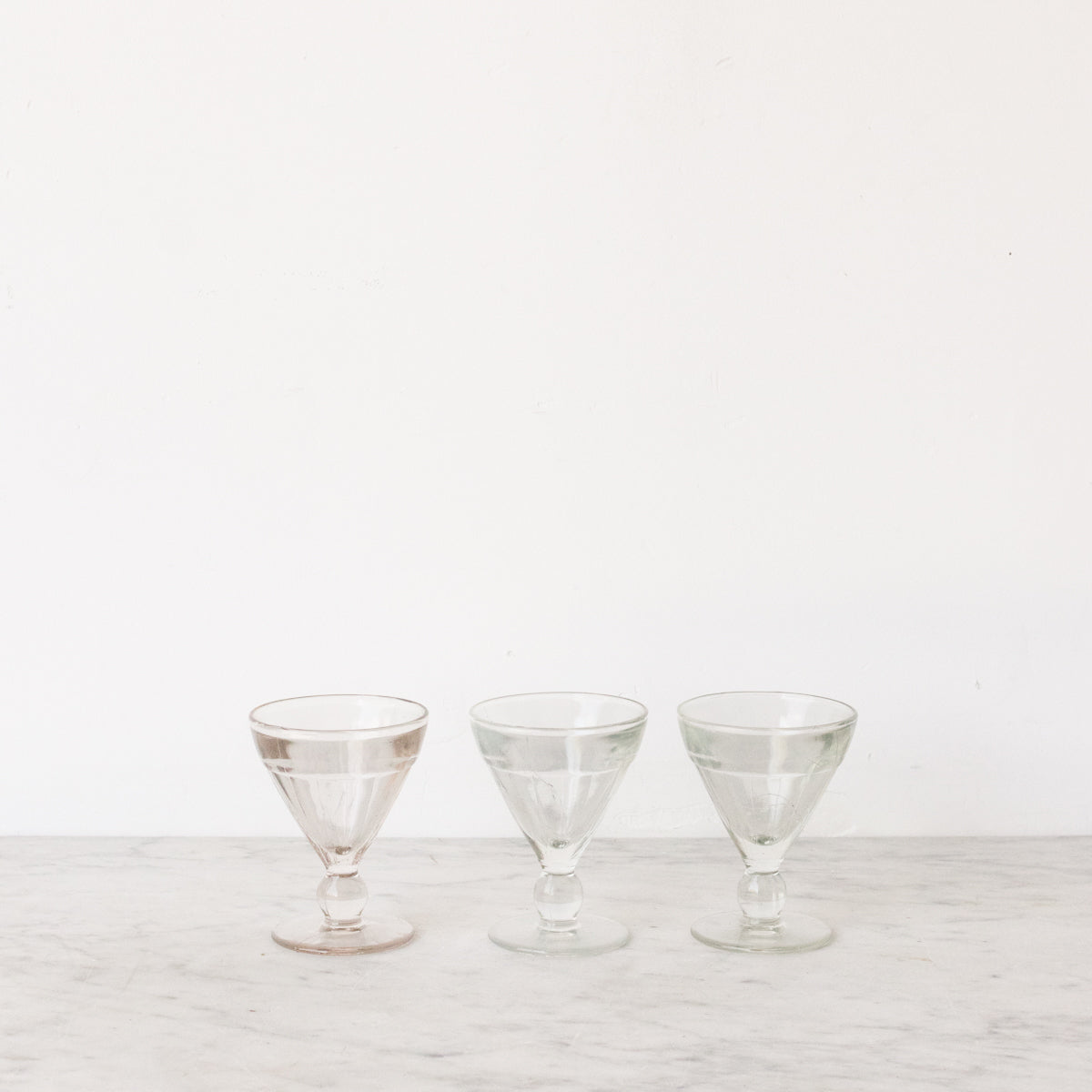 Trio éclectique de coupes bistro