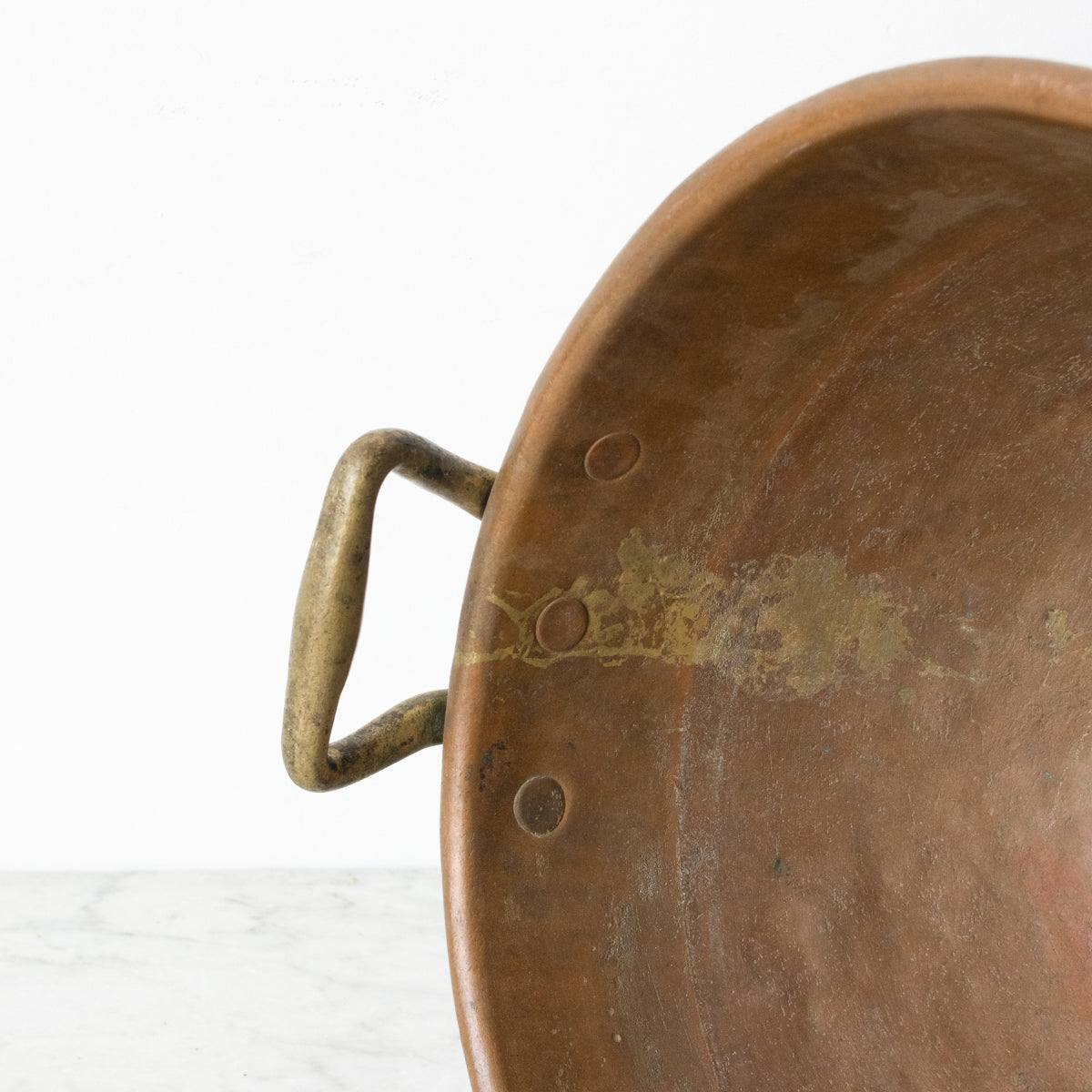 Bouilloire en cuivre antique