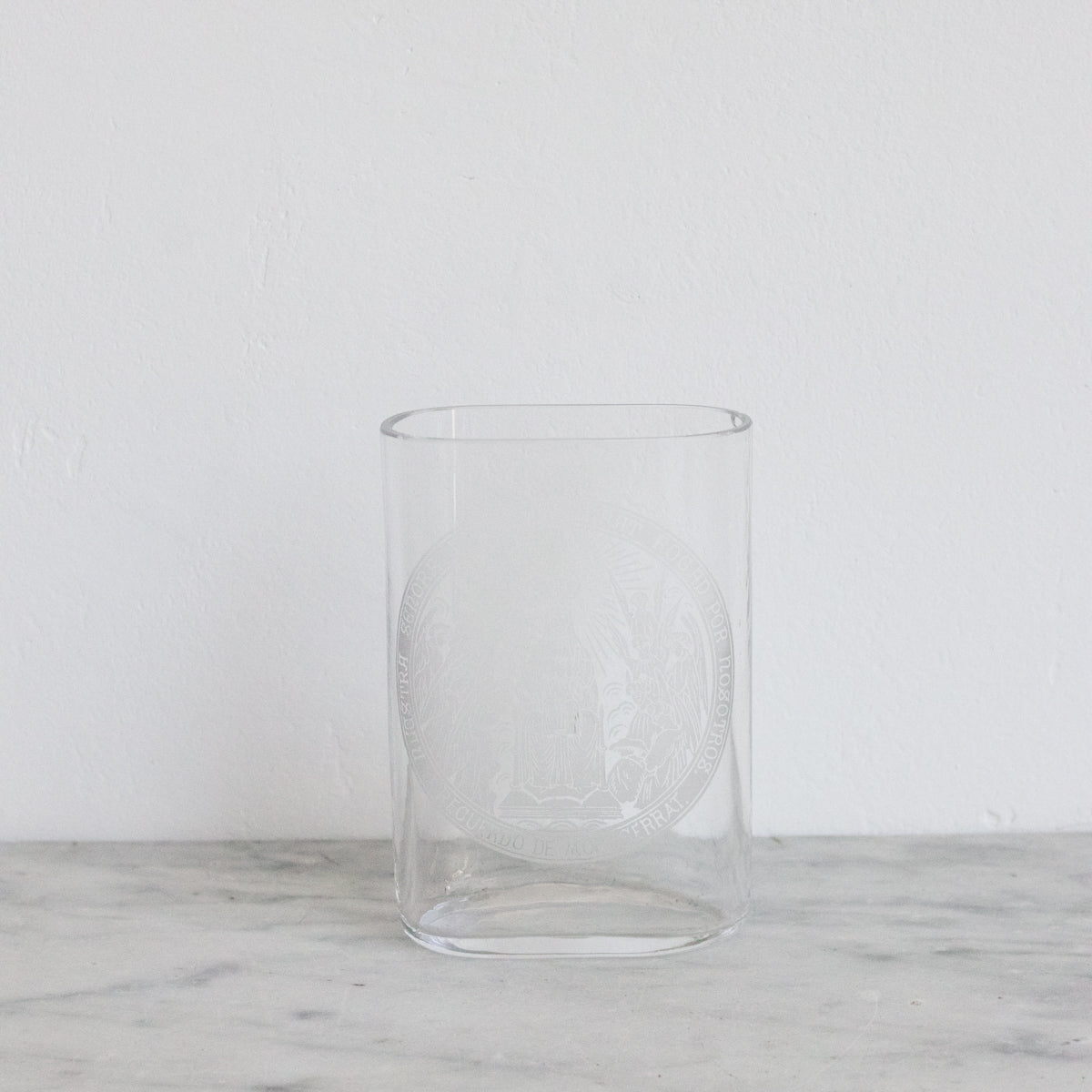 Verre Vichy gravé antique