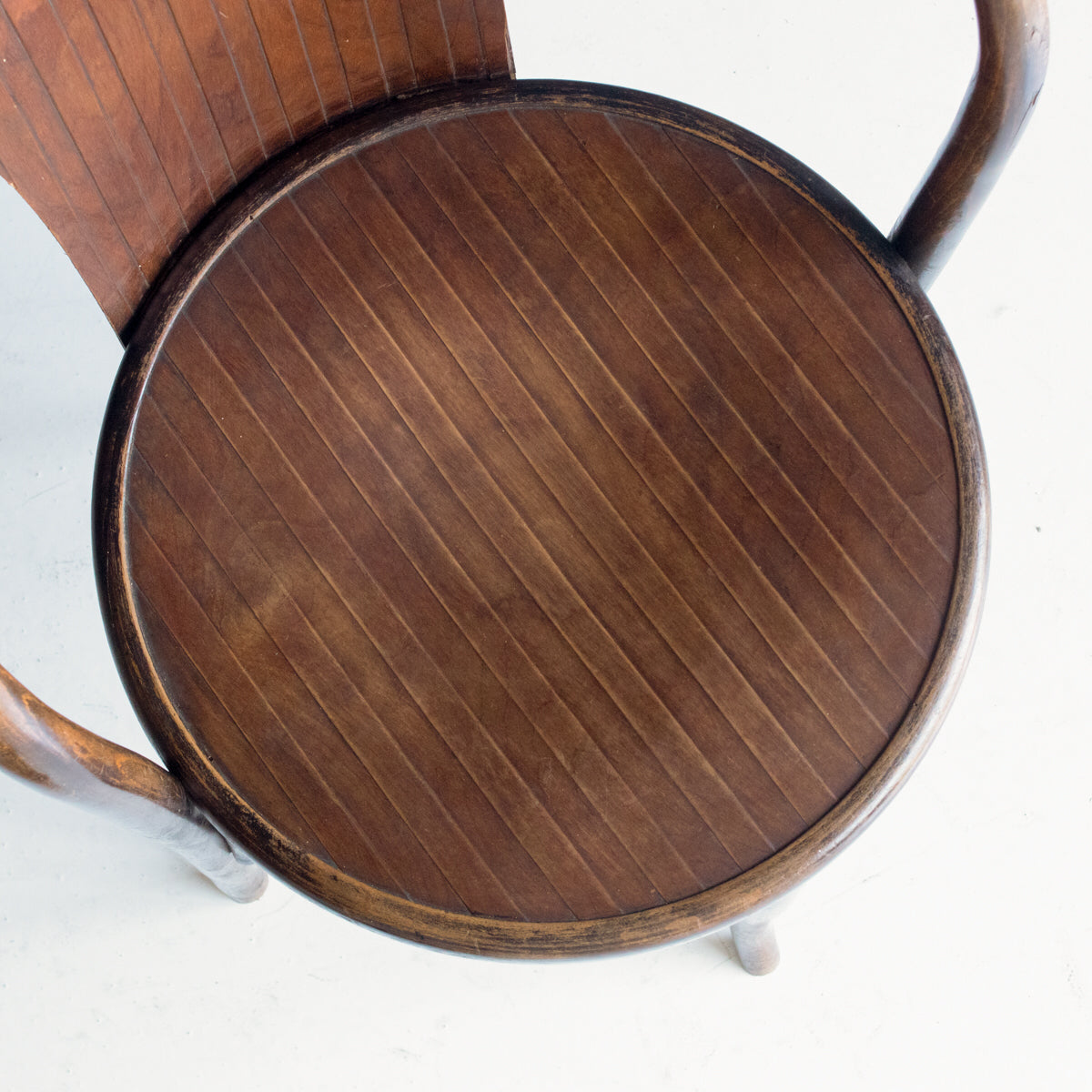 Fauteuil Fischel E15C en bois courbé