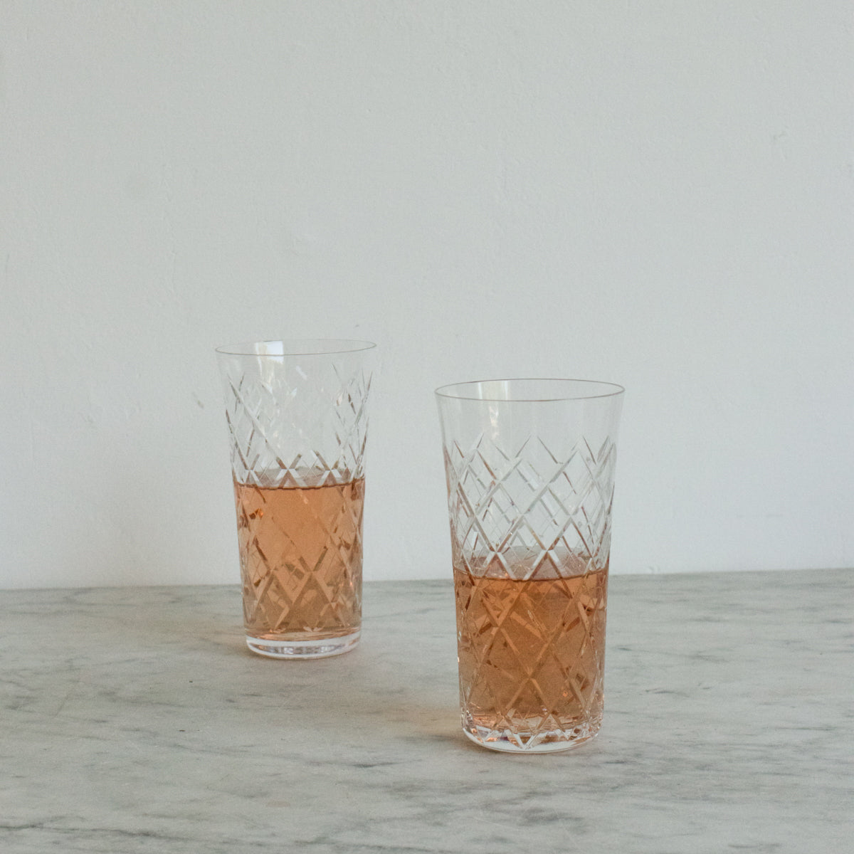 Ensemble de 4 gobelets en cristal taillé