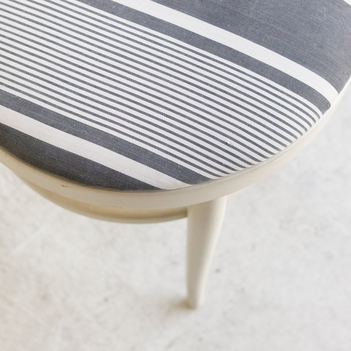 Chaise mouette vintage avec assise en coutil