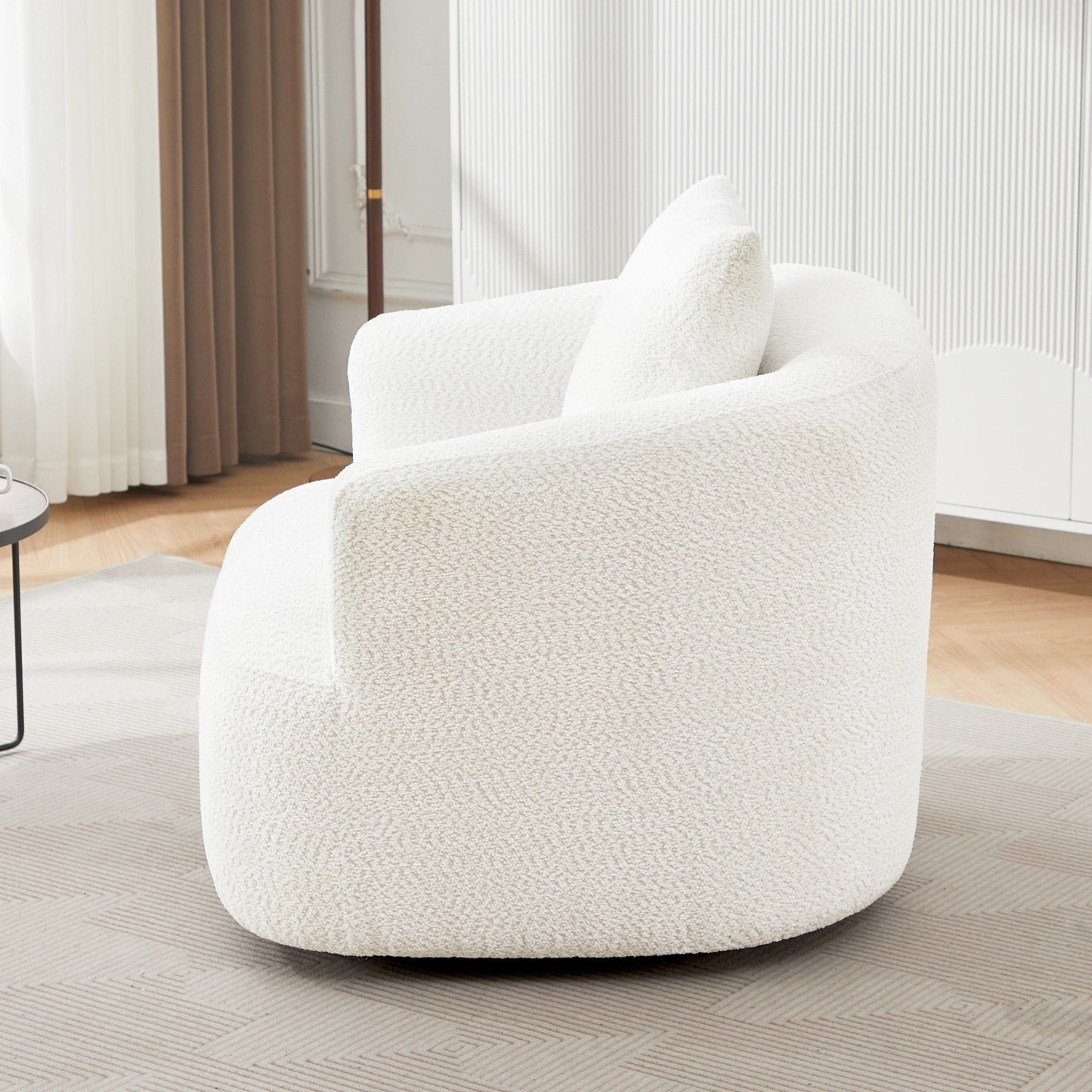 Fauteuil pivotant à 360°, fauteuil d'appoint Boucle 38,2" avec coussin décoratif, fauteuil rembourré en forme de tonneau avec accoudoirs incurvés