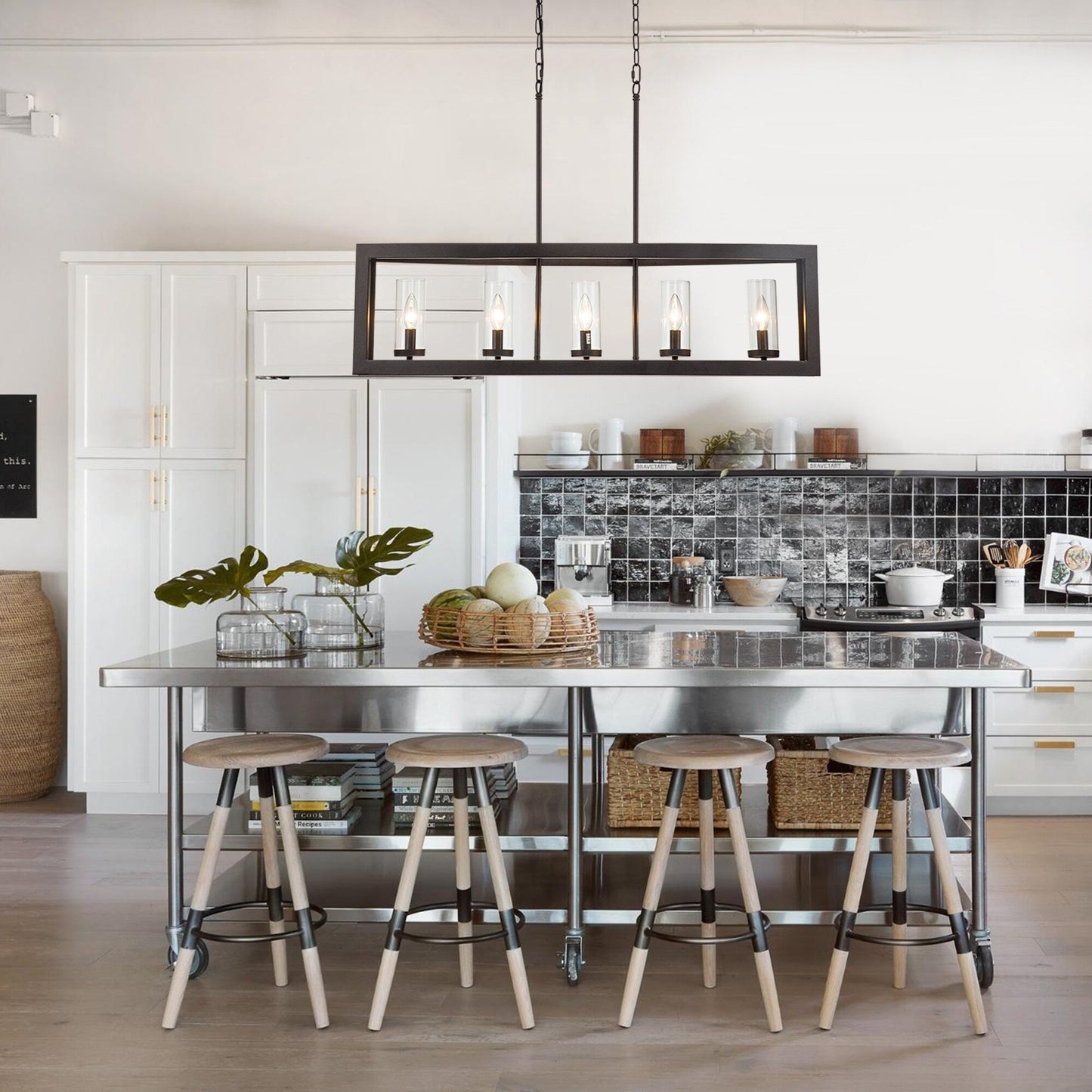 Lustre linéaire industriel moderne à 5 lumières pour salle à manger, style ferme, en verre transparent, idéal pour une cuisine ou un îlot