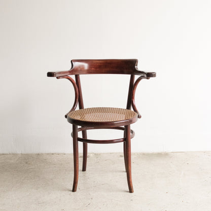 Fauteuil Fischel avec cannage œil-de-perdrix