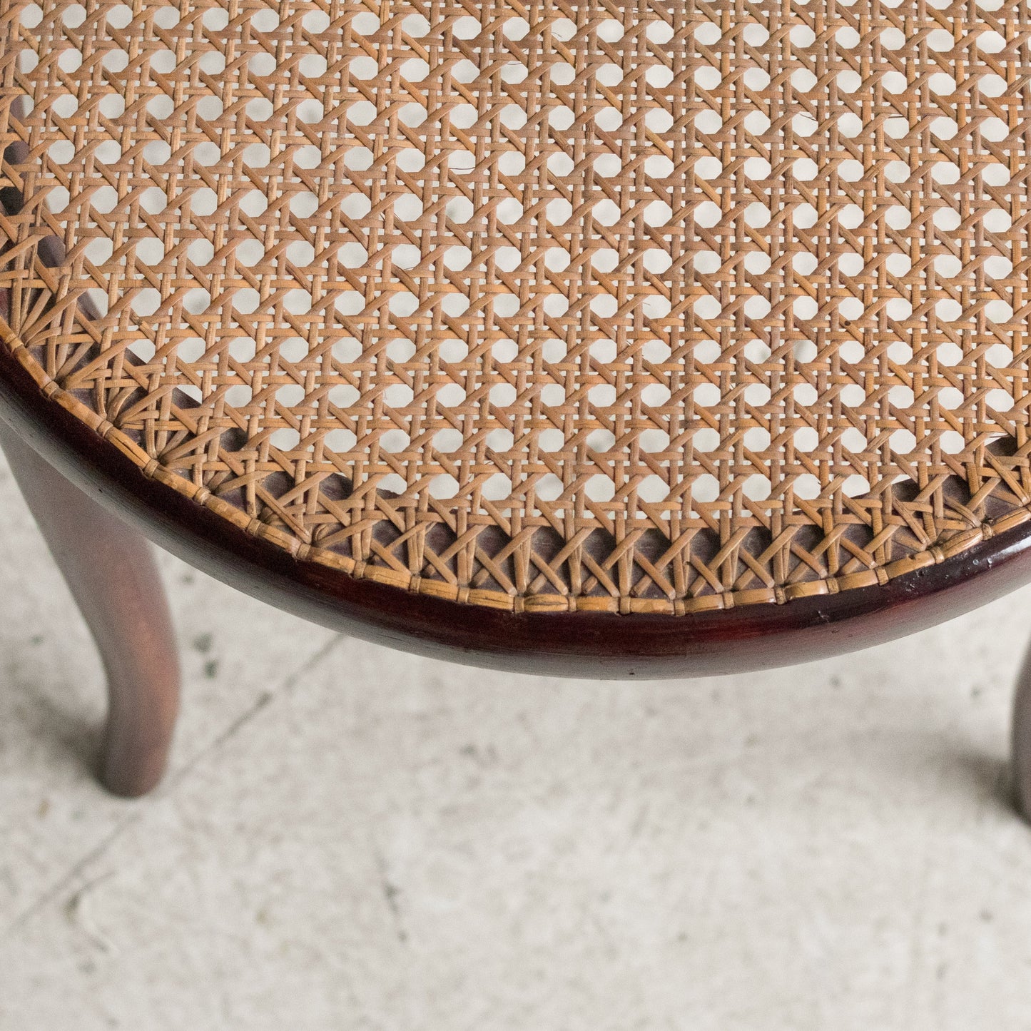 Fauteuil Fischel avec cannage œil-de-perdrix