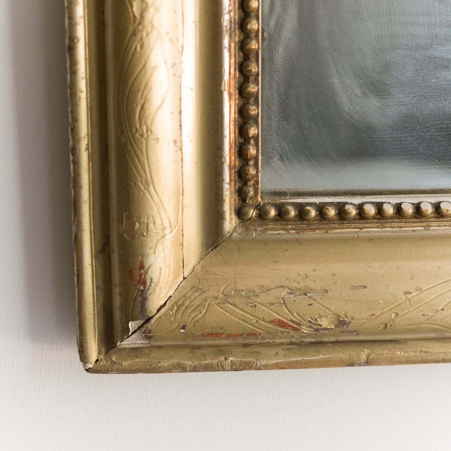 Miroir Louis Philippe vintage avec bol en terre cuite rouge | 24,5 x 34,5