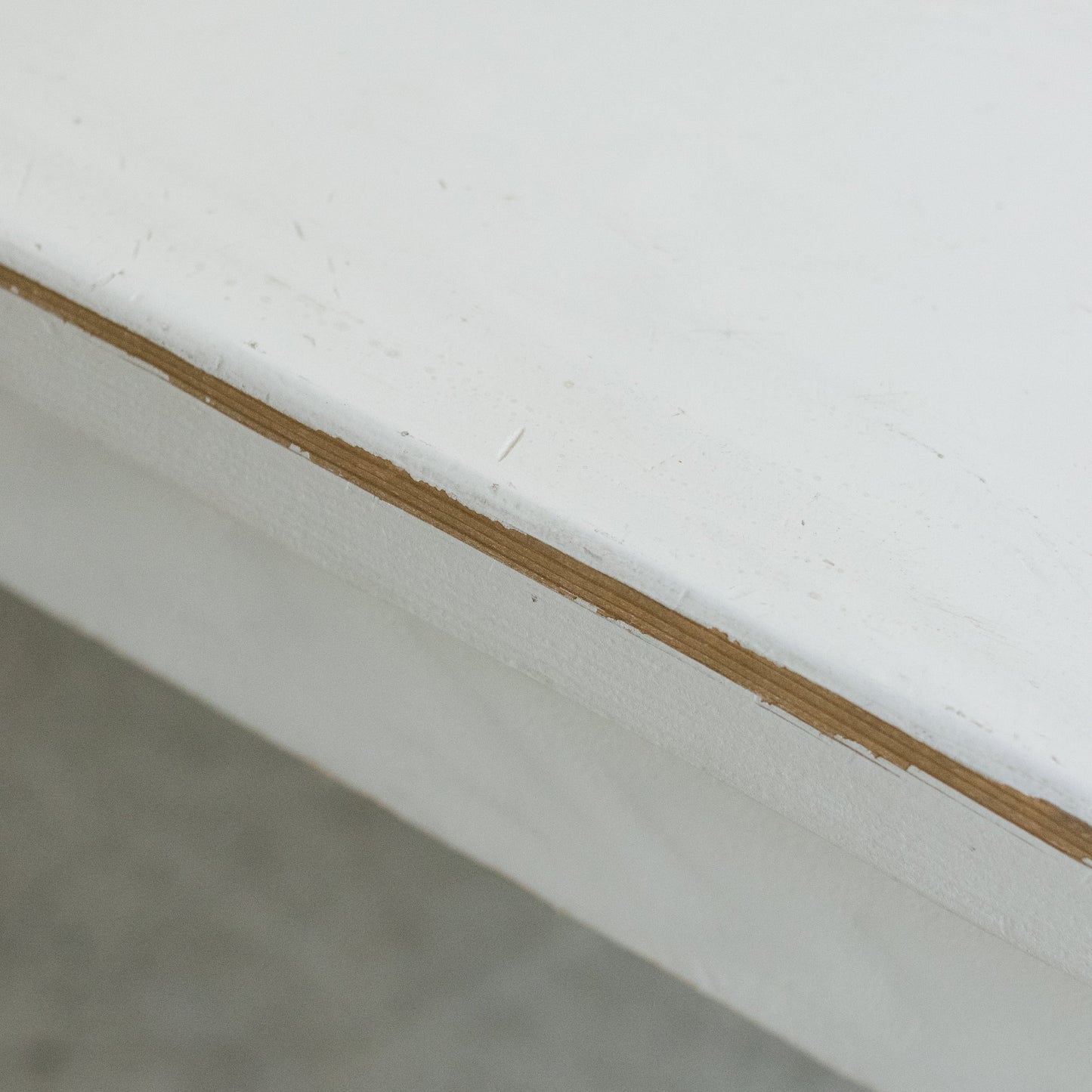 Table de travail en bois récupéré | Échantillon de sol