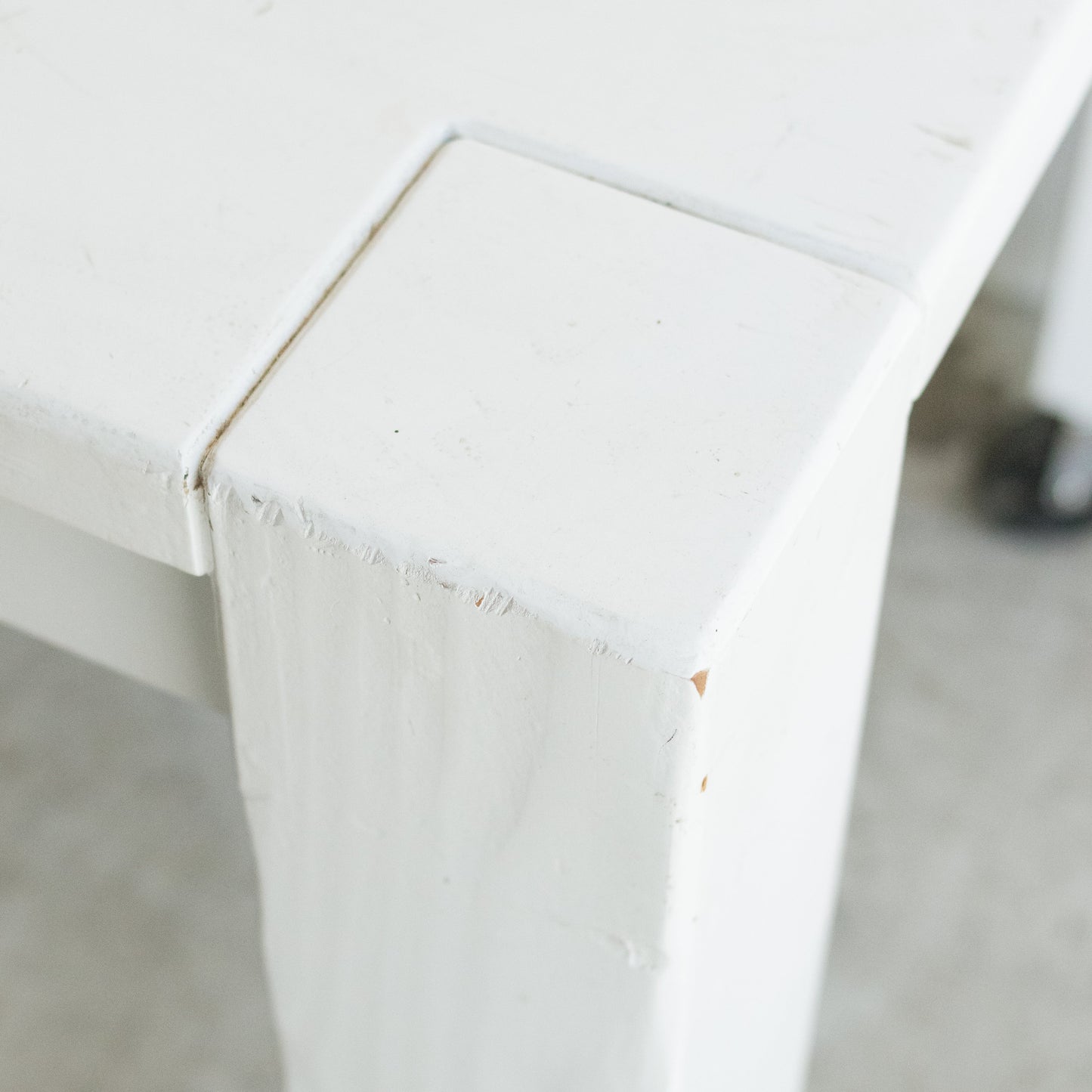 Table de travail en bois récupéré | Échantillon de sol
