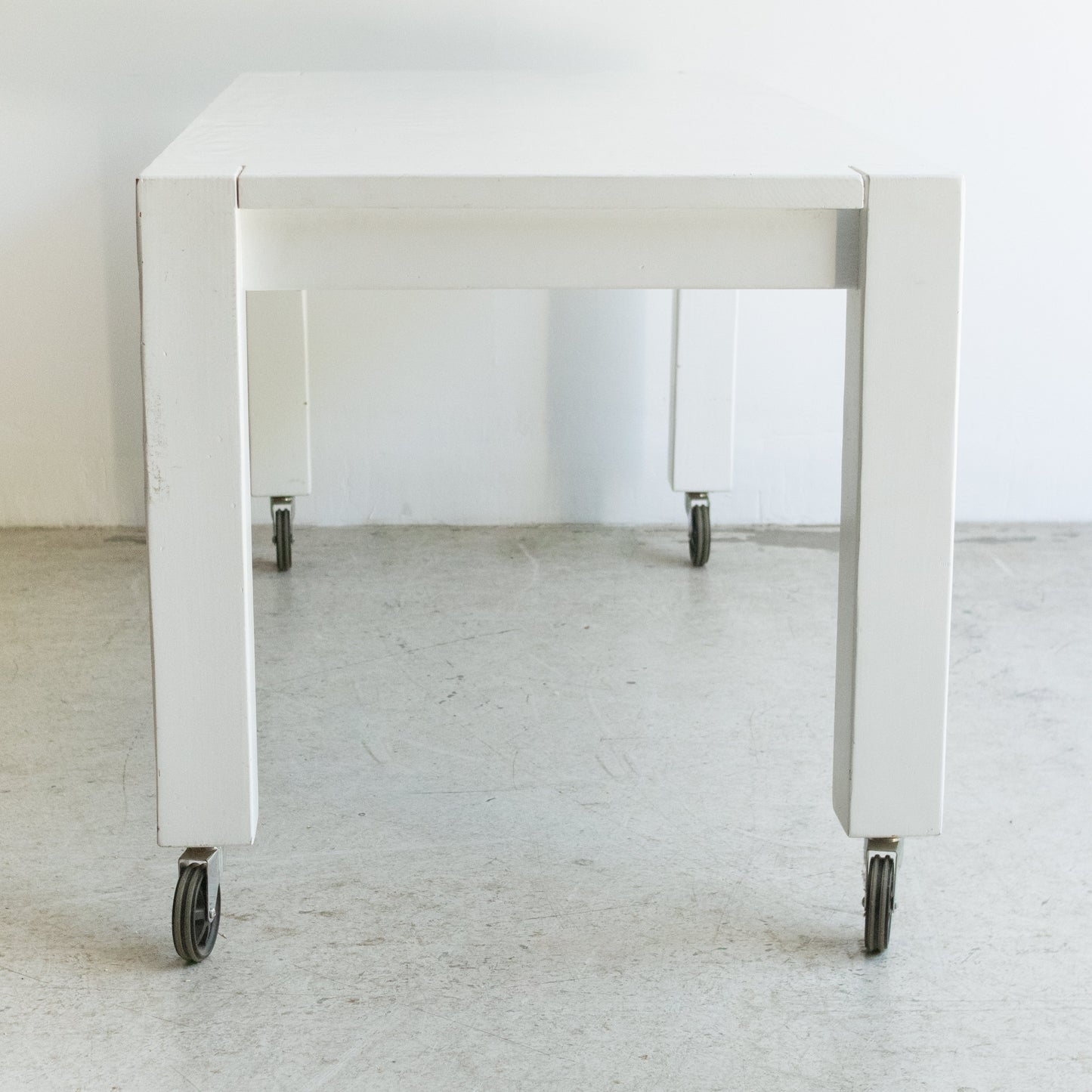 Table de travail en bois récupéré | Échantillon de sol