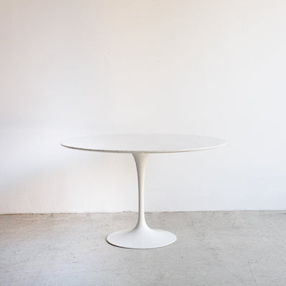 Table Tulipe Knoll signée 1974