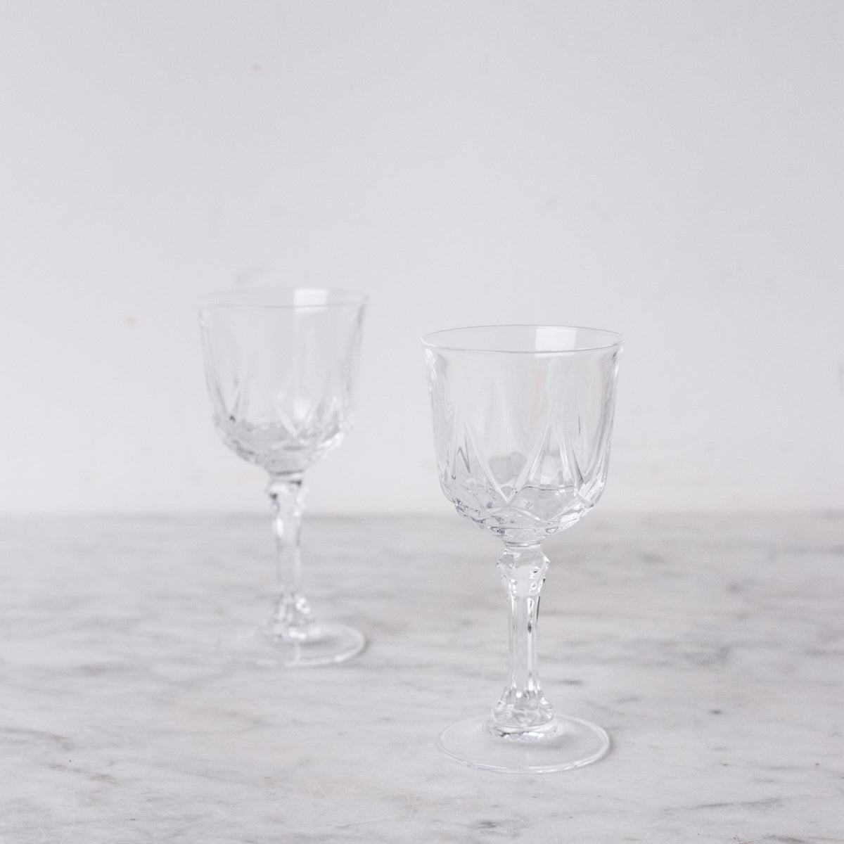 Ensemble de 4 verres à vin vintage