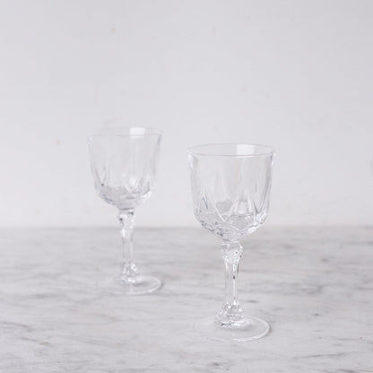 Ensemble de 4 verres à vin vintage