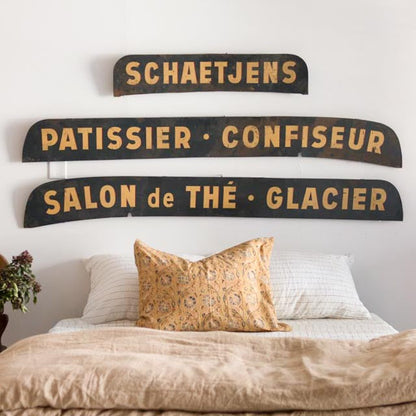 Enseigne de pâtisserie vintage