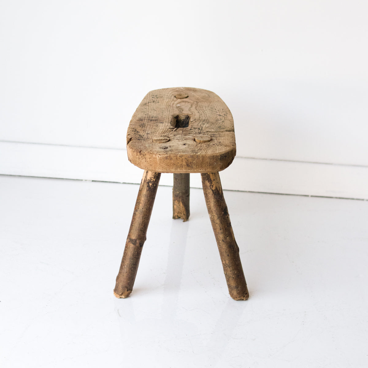 Tabouret de traite rustique