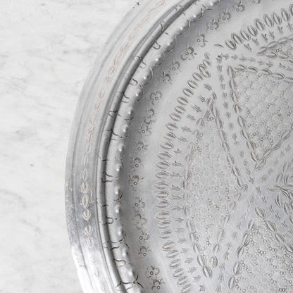 Plateau marocain vintage en aluminium