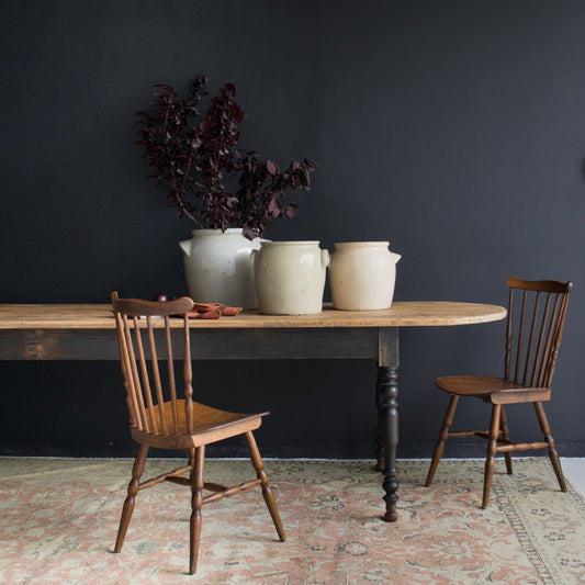 Grande table à manger antique