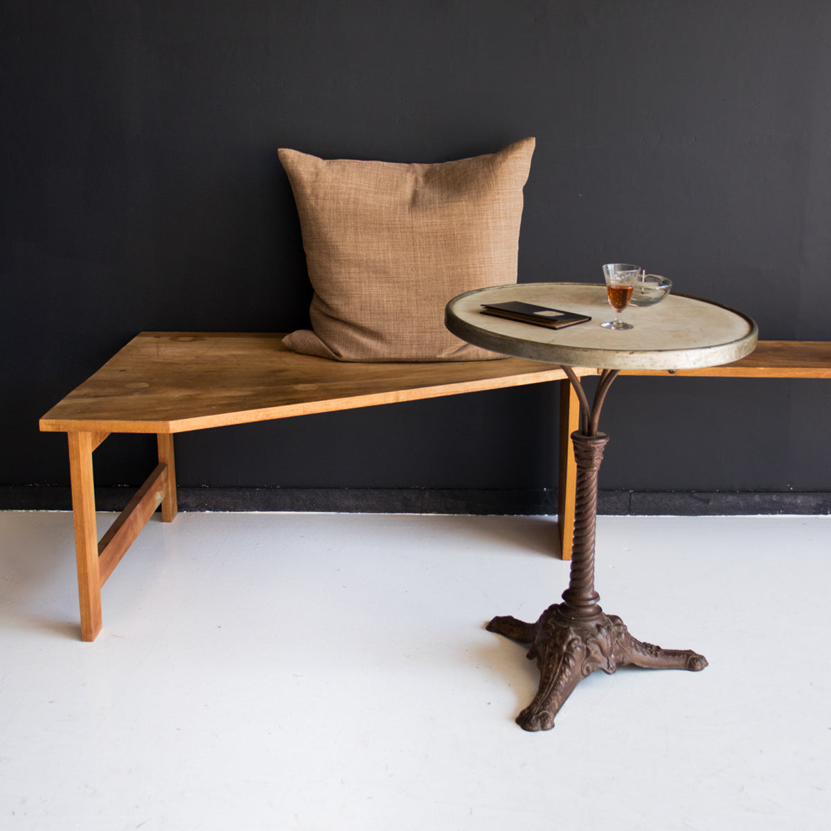 Banquette vintage en noyer