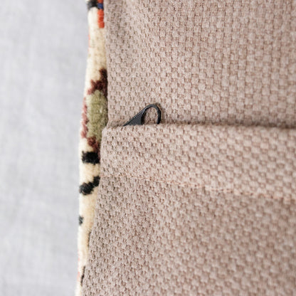 Coussin touffeté vintage | Croix