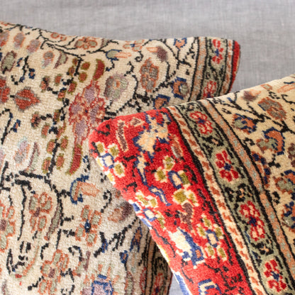 Coussin touffeté vintage | Croix
