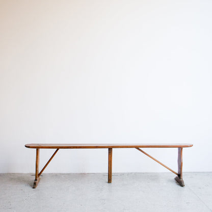 Banc antique en noyer