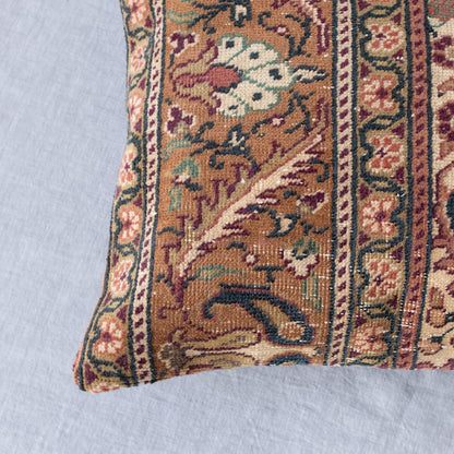 oreiller de tapis touffeté vintage | Millau
