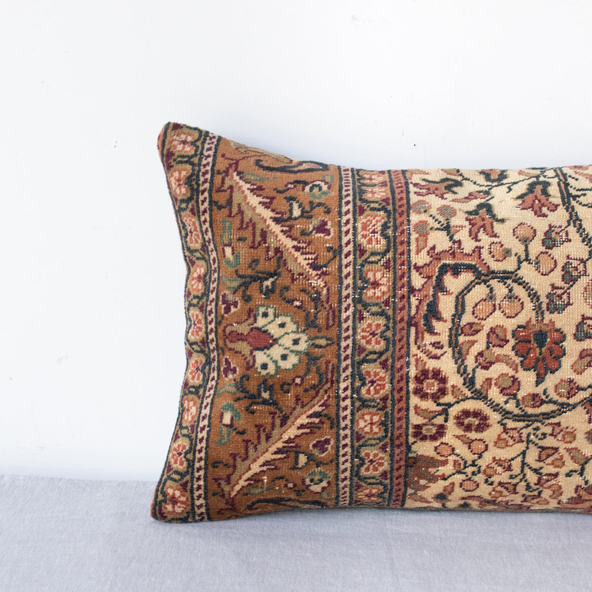 oreiller de tapis touffeté vintage | Millau