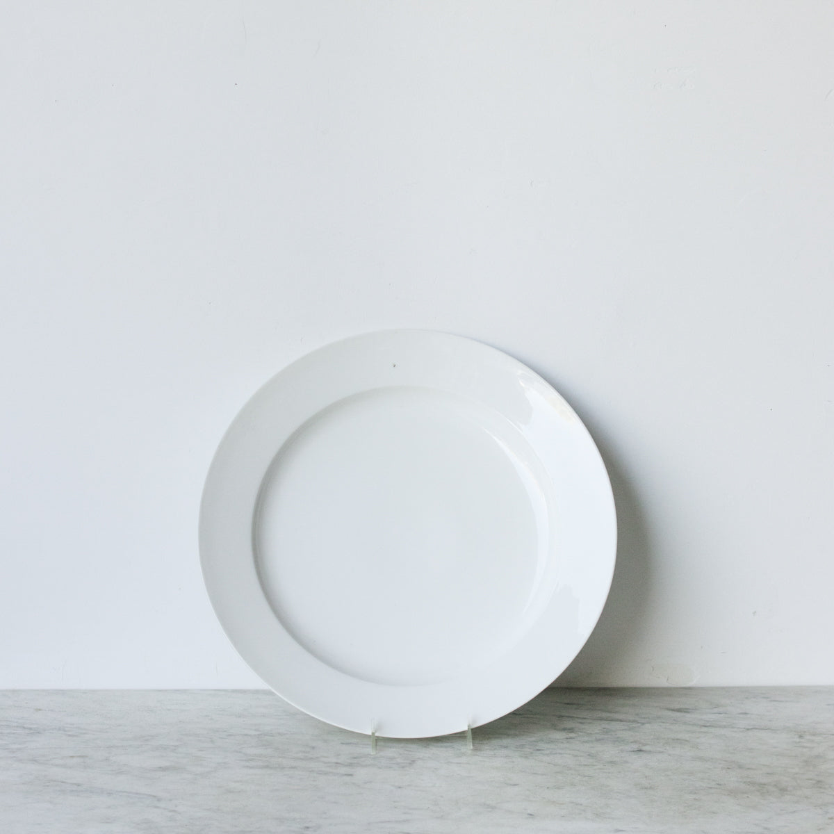 Trio de plats ronds en porcelaine