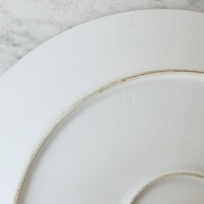 Trio de plats ronds en porcelaine