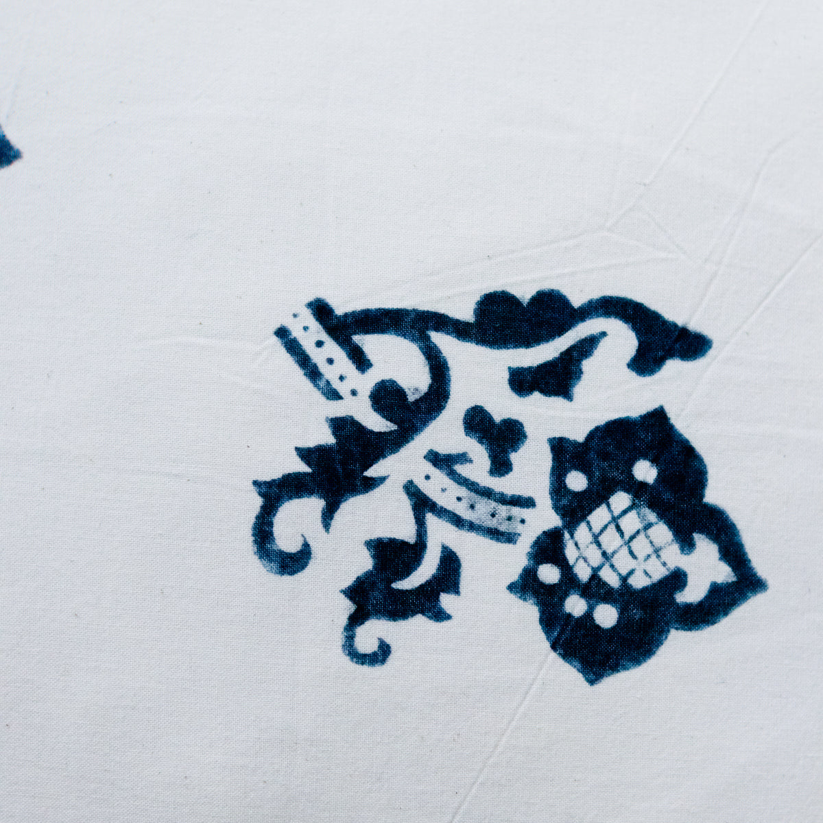 Housse de coussin à imprimé bloc | Sophie Indigo 