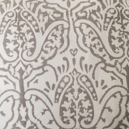 Housse de coussin imprimée en édition limitée | Dominique French Grey