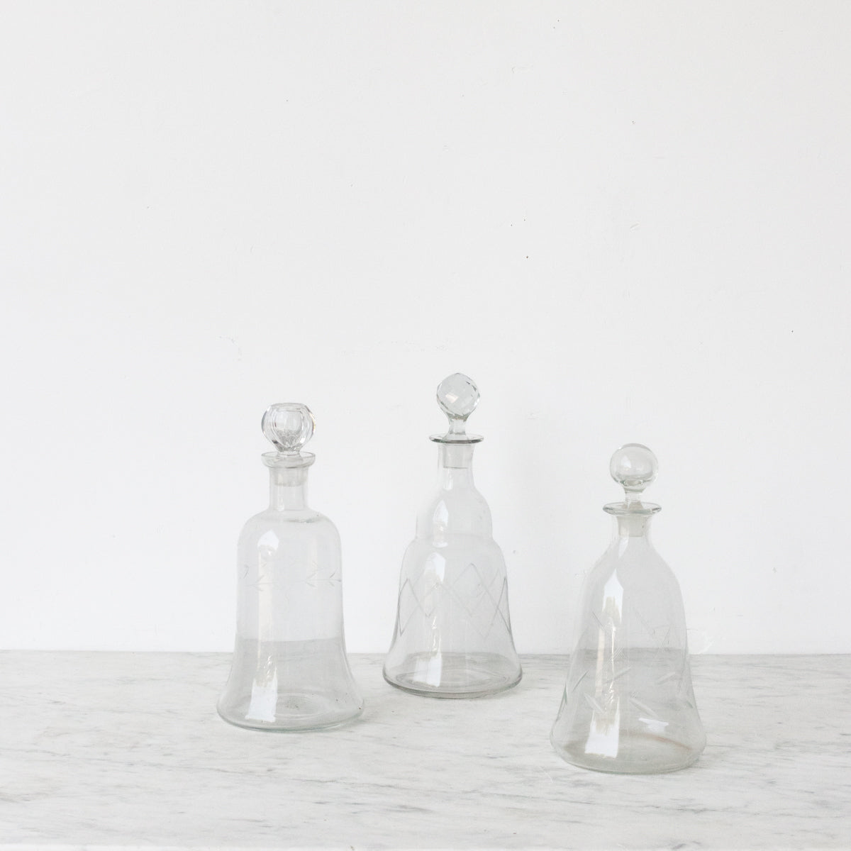 Carafe en forme de cloche avec bouchon