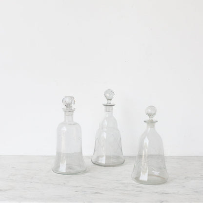 Carafe en forme de cloche avec bouchon