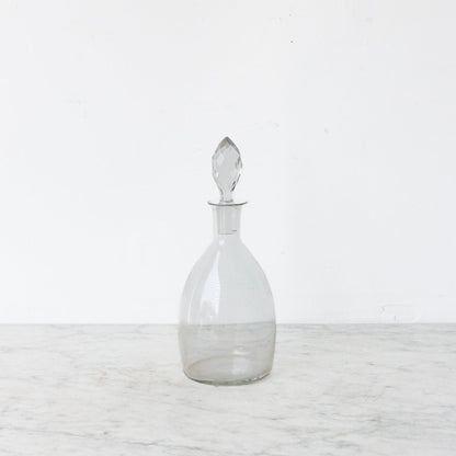 Carafe gravée du milieu du siècle