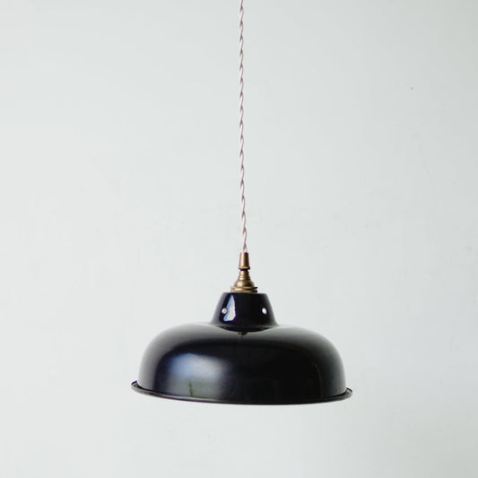 Pendentif en émail vintage