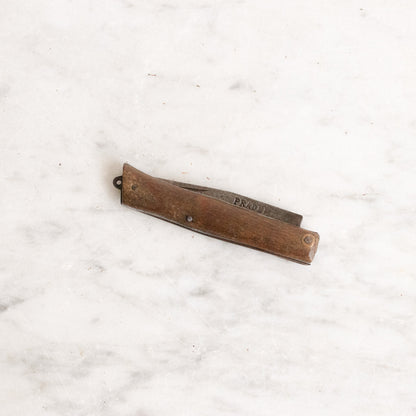 Coupe-capsule antique