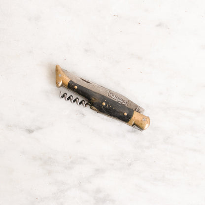 Coupe-capsule antique