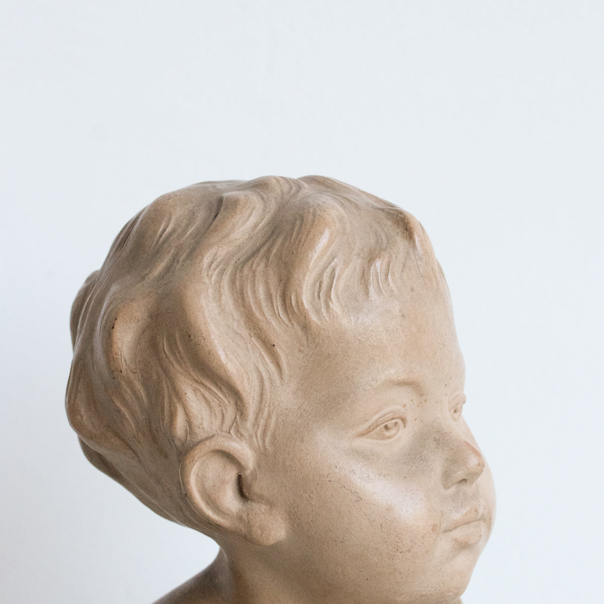 Buste en céramique coulée