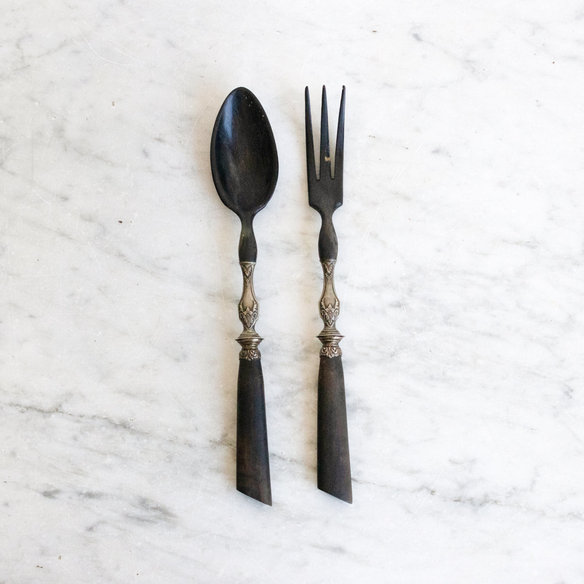 Service de service antique en corne et argent