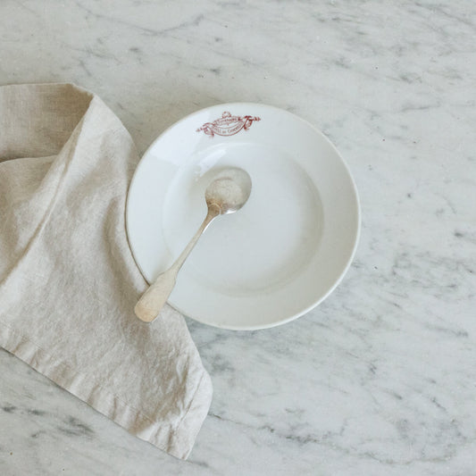 Ensemble de 7 bols en porcelaine de l'hôtel Place Tournadre