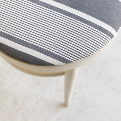 Chaise mouette vintage avec assise en coutil