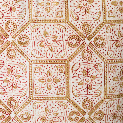 Housse de coussin à imprimé bloc | Lipika Gold 